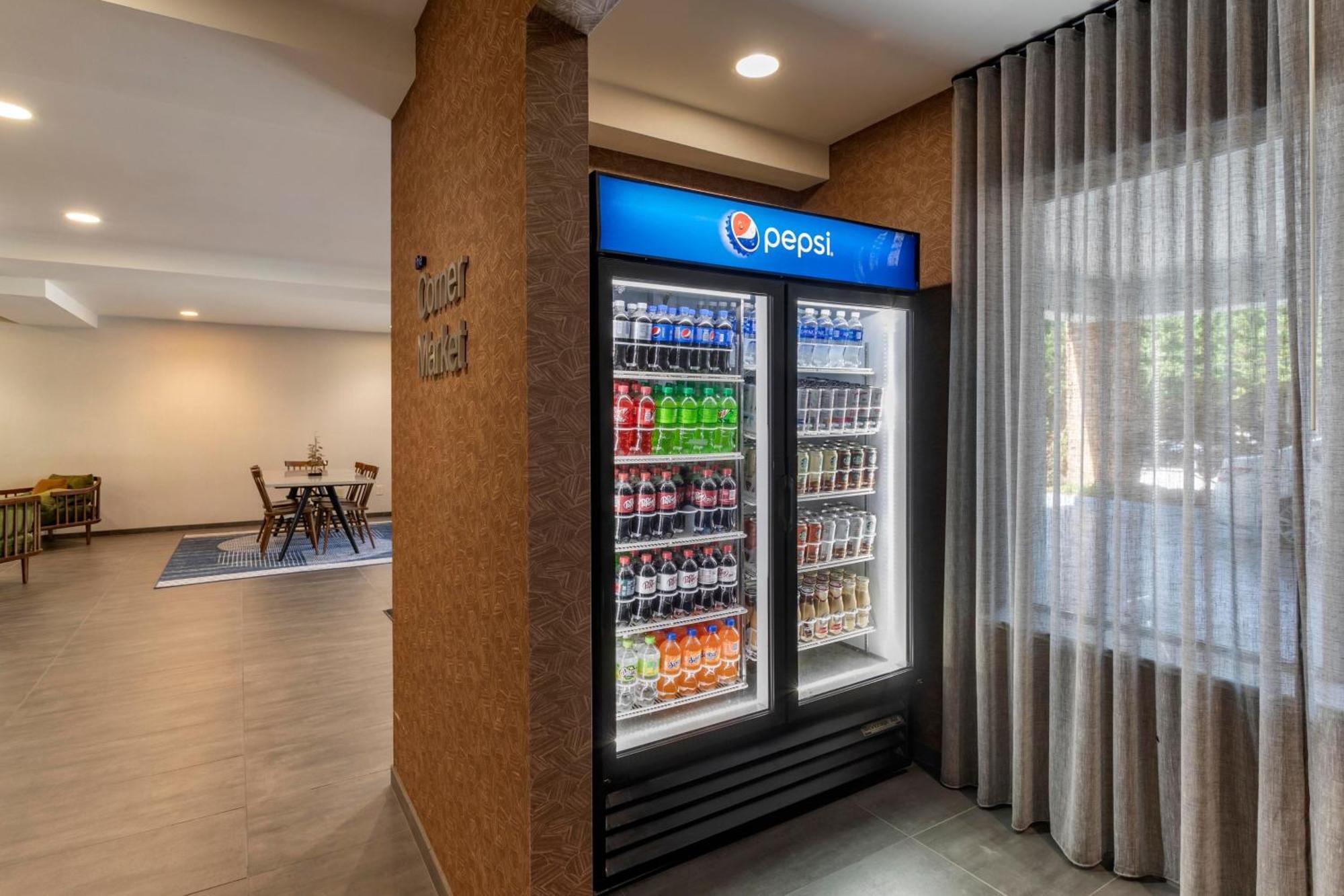 Fairfield Inn & Suites Черокі Екстер'єр фото