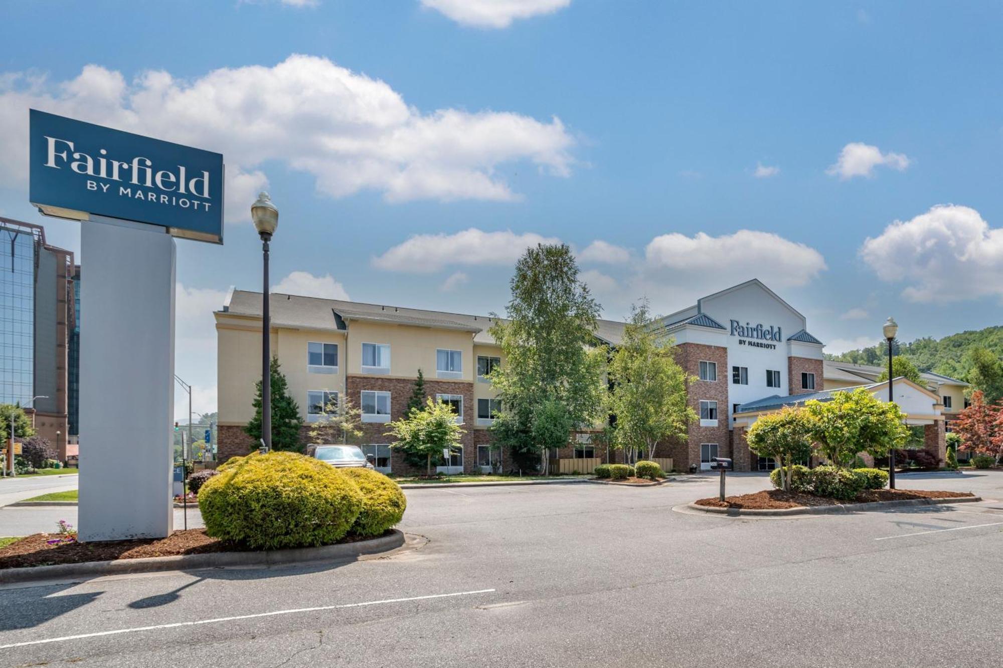 Fairfield Inn & Suites Черокі Екстер'єр фото