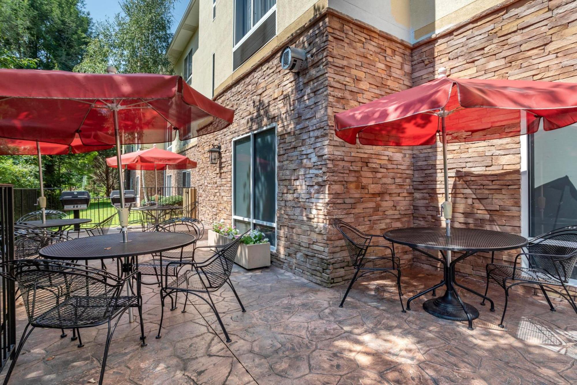 Fairfield Inn & Suites Черокі Екстер'єр фото
