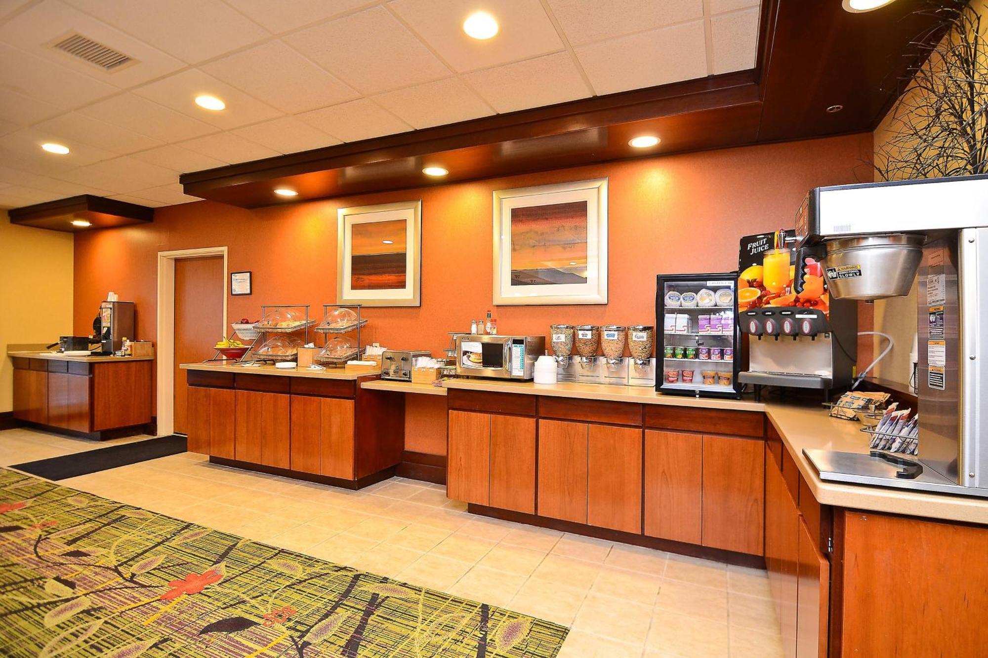 Fairfield Inn & Suites Черокі Екстер'єр фото