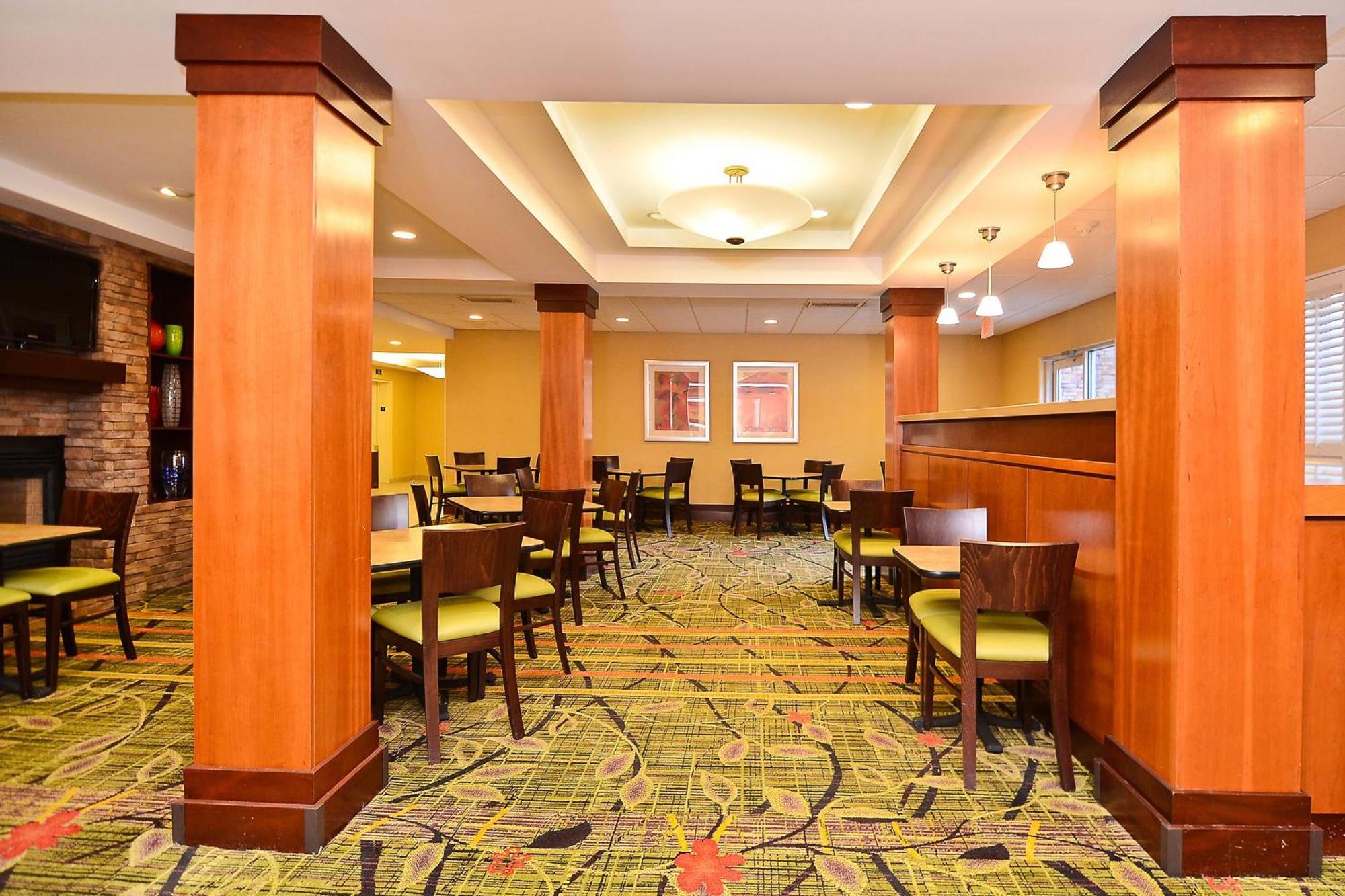 Fairfield Inn & Suites Черокі Екстер'єр фото