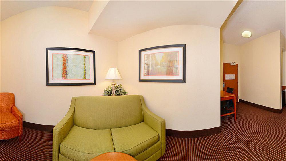Fairfield Inn & Suites Черокі Екстер'єр фото
